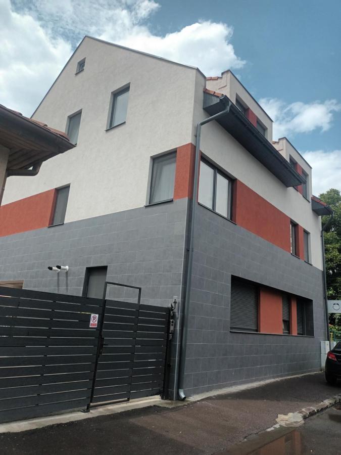 Sfântu-Gheorghe Sabina Apartaments מראה חיצוני תמונה